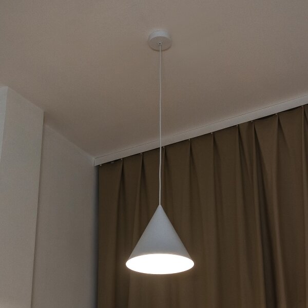 Lampadario su cavo ETNA II 1xE27/15W/230V pr. 25 cm bianco