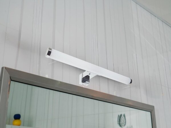 Lampada a LED per specchio da bagno 8W/230V 30 cm IP44 cromo lucido