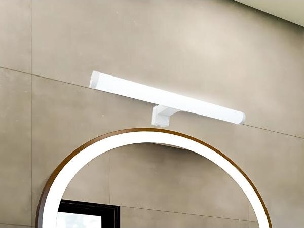Illuminazione LED per specchio da bagno LED/8W/230V 30 cm IP44 bianco