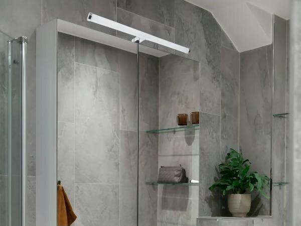 Illuminazione LED per specchio da bagno LED/12W/230V 59,5 cm IP44 cromo lucido