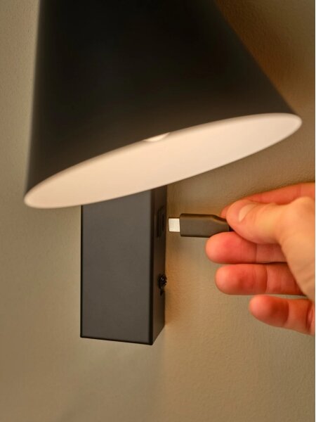 Nordlux - Lampada da parete con porta USB WILMER 1xE14/40W/230V nero