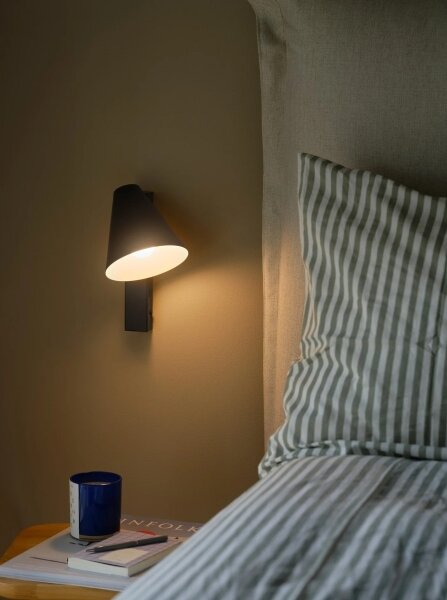 Nordlux - Lampada da parete con porta USB WILMER 1xE14/40W/230V nero