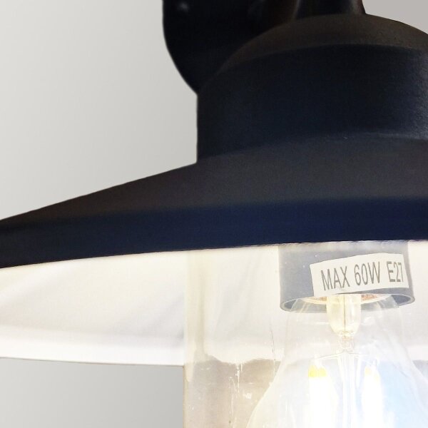Elstead KLAMPENBORG-BK- Lampada da esterno KLAMPENBORG 1xE27/60W/230V IP44 nera