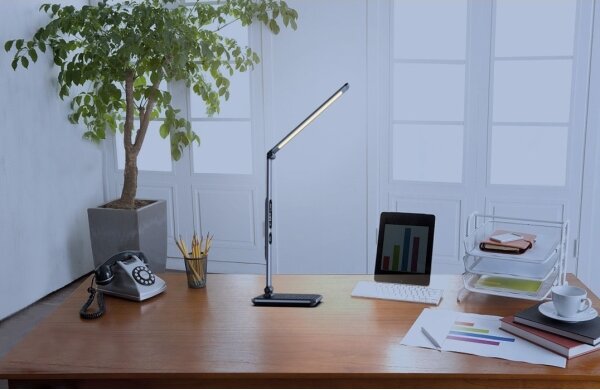 Immax 09105L - Lampada da tavolo LED+CCT dimmerabile con ricarica wireless Qi IDEAL 8,5W/230V