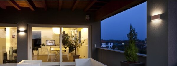 Redo 90453 - Applique da esterno a LED KLIPPE LED/24W/230V 3000K IP54 marrone