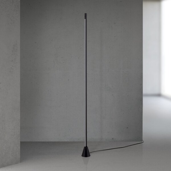 Orion - Lampada da terra LED dimmerabile con sensore di movimento SOJIE LED/26W/230V nera