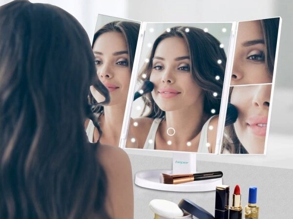 Beper - Specchio da trucco con retroilluminazione a LED 4xAAA/5V