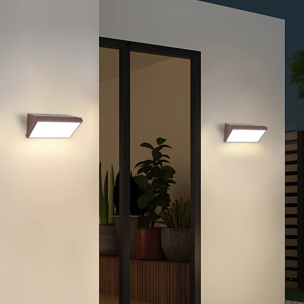 Brilagi - Applique da esterno TRIANGLE 1xE27/60W/230V marrone IP65