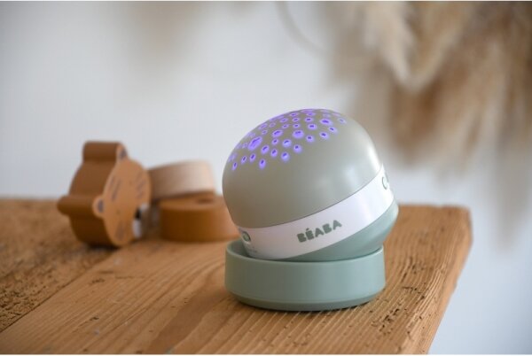 Beaba - Proiettore con melodia PIXIE USB/5V 1300 mAh verde