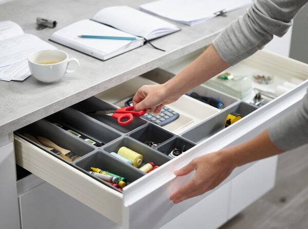 Organizzatore per cassetti variabili grigio Blox - Joseph Joseph