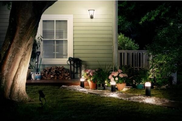 Philips 17420/30/P7 Hue CALLA LED RGB dimmerabile esterno 8W 24V IP65