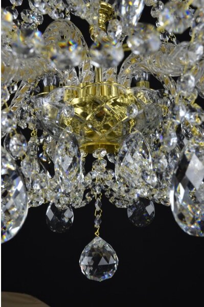 Wranovsky JWZ151082130 - Lampadario di cristallo a sospensione con catena CLASSE 8xE14/40W/230V