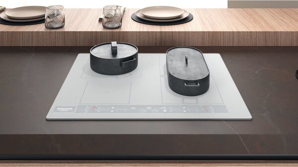 Hotpoint Ariston Piano Cottura Induzione 4 Fuochi 60 cm Zona cottura mista colore Bianco - HB 8460B NE/W