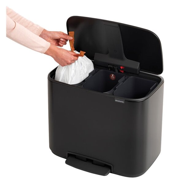 Cestino per la spazzatura in acciaio in nero opaco per raccolta differenziata/con pedale 33 l Bo – Brabantia