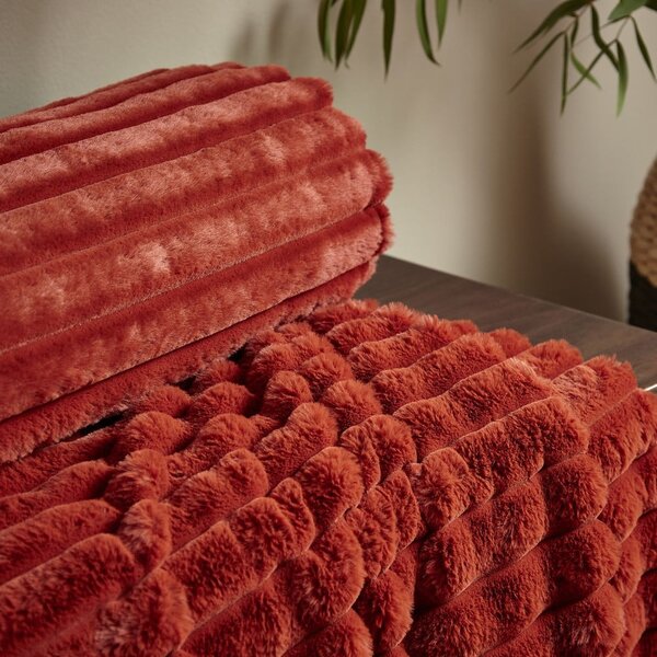Coperta in micropile 130x170 cm Cosy Ribbed - Catherine Lansfield
