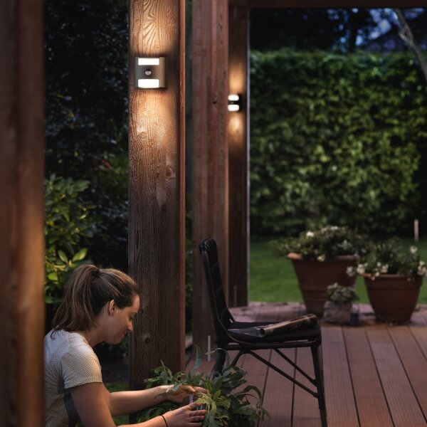Philips 17322/93/16 - Lampada da esterno con sensore GRASS 2xLED/4,5W/230V IP44