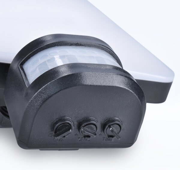 Solight WO785 - Faretto solare LED 11W con sensore, 3,7V 4400mAh IP54