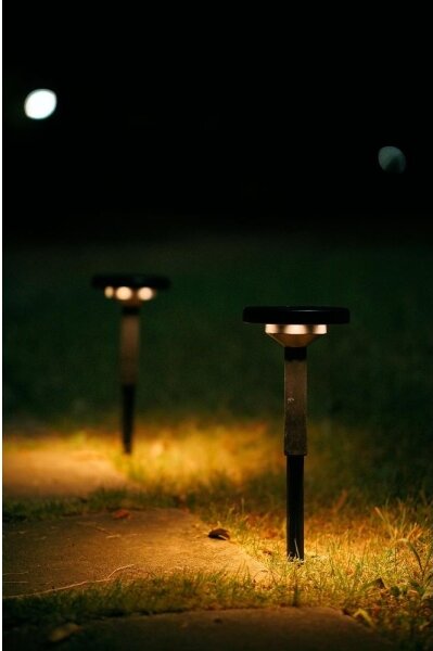 Retlux - Lampada solare a LED 1,1 W / 3,2 V 1200 mAh 3000/4500/6500 K IP65