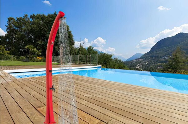 Doccia a Riscaldamento Solare Curva in Polietilene HD SOLE 20x20x h 220 cm - peso 7,7 kg con Lava piedi da 22 Lt max temperatura 35 gradi colore Rosso