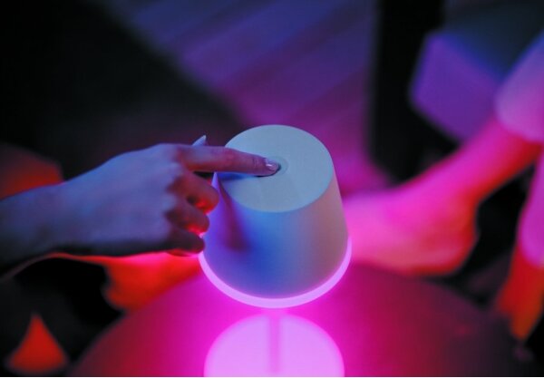Philips-LED RGBW Lampada touch dimmerabile Hue GO LED/6,2W/230V 2000-6500K IP54