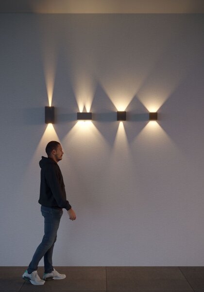Redo 90303-Applique a LED da esterno VARY 4xLED/5W/230V 4000K IP54 antracite