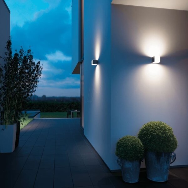 Steinel 055523 - Lampada LED da esterno con sensore L 835 LED/9,5W/230V IP44