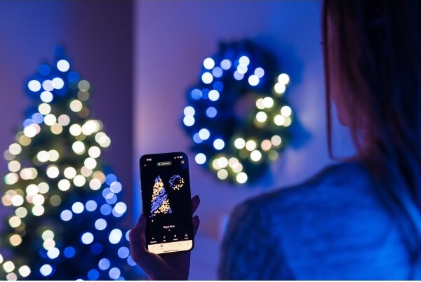 Twinkly GD20P4425P00 - LED RGB Dimmerabile Ghirlanda di Natale 50xLED diametro 60 cm Wi-Fi