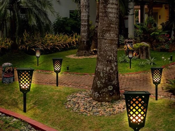 Lampada solare LED con sensore LED/0,6W/5,5V IP65 2000 mAh 107 cm nera