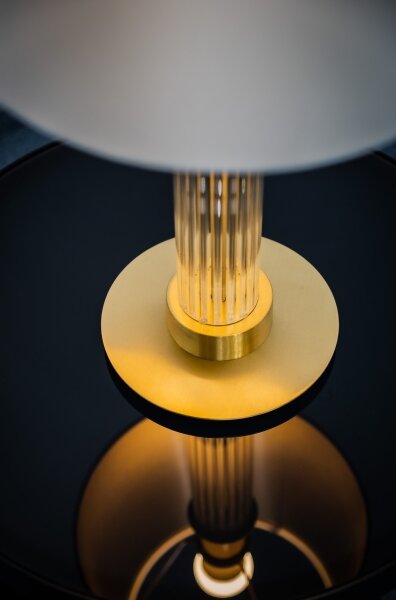 Argon 8540 - Lampada da tavolo HAMPTON 1xE27/15W/230V bianco