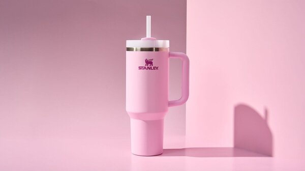 Borraccia termica rosa in acciaio inox 1,18 l Quencher H2.0 FlowState Tumbler Cherry Blossom – Stanley
