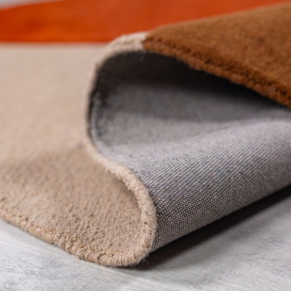 Tappeto rotondo color mattone in lana tessuto a mano ø 150 cm Mia Segment – Flair Rugs
