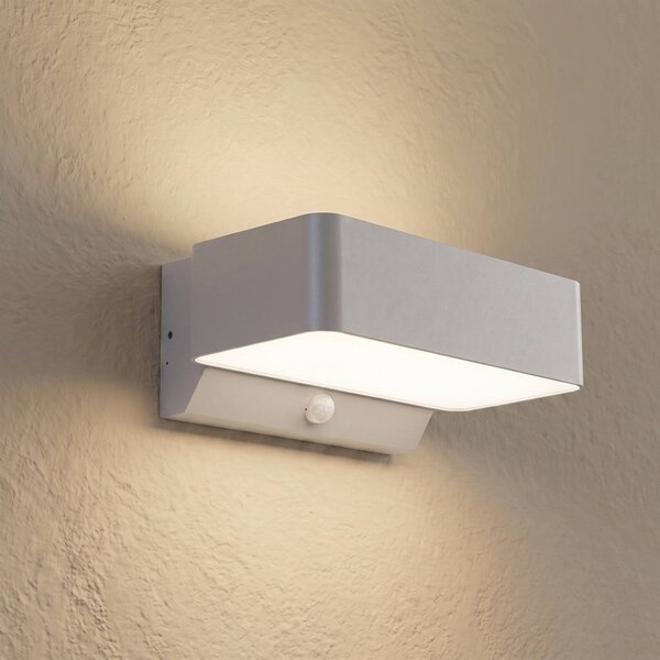 Applique da esterni LED Lindby Fando, argento opaco, con sensore, IP44 Fando, Alluminio / Grigio / Zincato, Alluminio