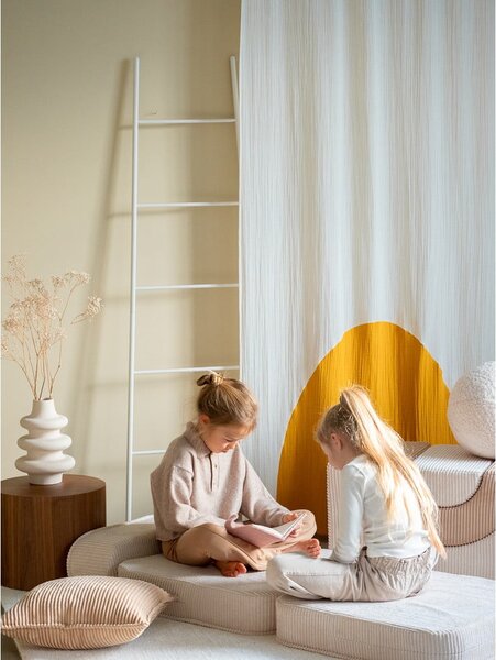 Poltrona per bambini color crema con rivestimento in velluto a coste Flip – Wigiwama
