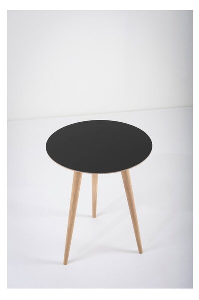 Tavolino in legno di quercia con piano nero , ⌀ 45 cm Arp - Gazzda