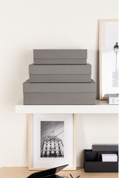 Scatole in set con coperchio grigie in cartone 3 pz 42,5x29,5x13 cm Kian Paper Laminate – Bigso
