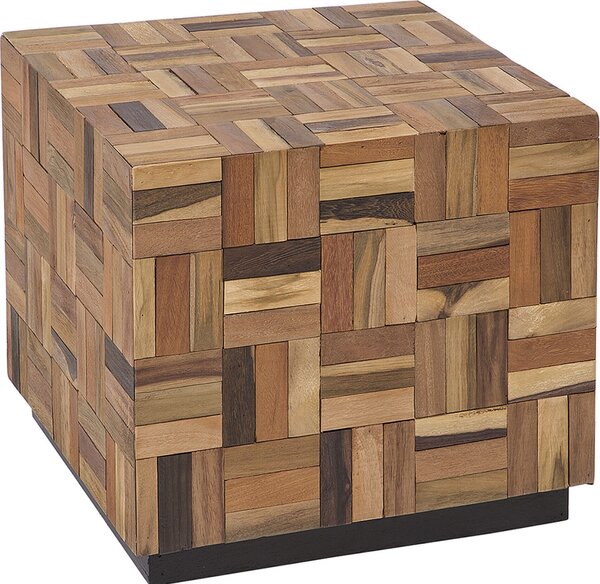 BELIANI Tavolino da caffè a cubo in legno chiaro di teak con accenti in stile rustico