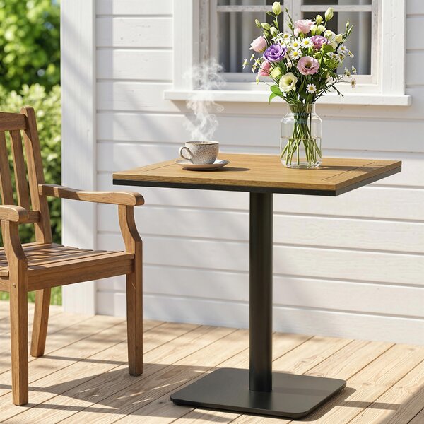 Outsunny Tavolino 70x70 cm Resistente alle Intemperie, Tavolo Quadrato da Giardino Effetto Legno con Base Ampia, Legno Naturale | Aosom Italy