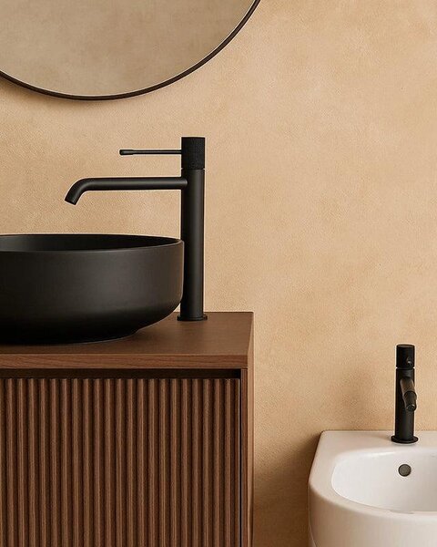 Coppia rubinetti lavabo alto e bidet senza scarico in ottone nero opaco Melin