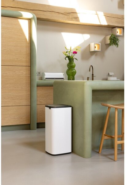 Cestino per la spazzatura bianco in acciaio touch 30 l Bo Touch – Brabantia