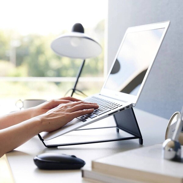 Supporto per laptop nero in metallo Tower – YAMAZAKI