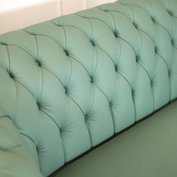 Divano Chesterfield Gabbiano in Pelle Primo Fiore Premium – Iconico, Finiture di Pregio