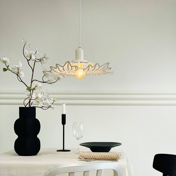 Dyberg Larsen Lampada a sospensione Flora, dimmerabile, Bianco / Opale, Soggiorno / Sala da pranzo, Metallo, Design, Lampada a sospensione