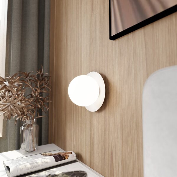 Applique Contemporanea Lothbrok 1 Luce Acciaio Bianco E Vetro Opalino