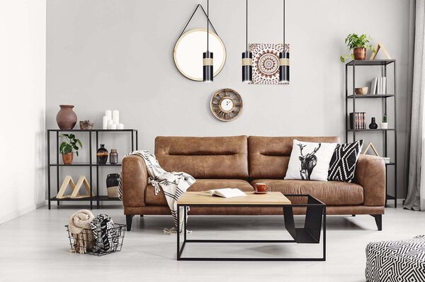 Lampadario 3 Luci Henge In Acciaio Nero A Cilindro Con Legno Naturale