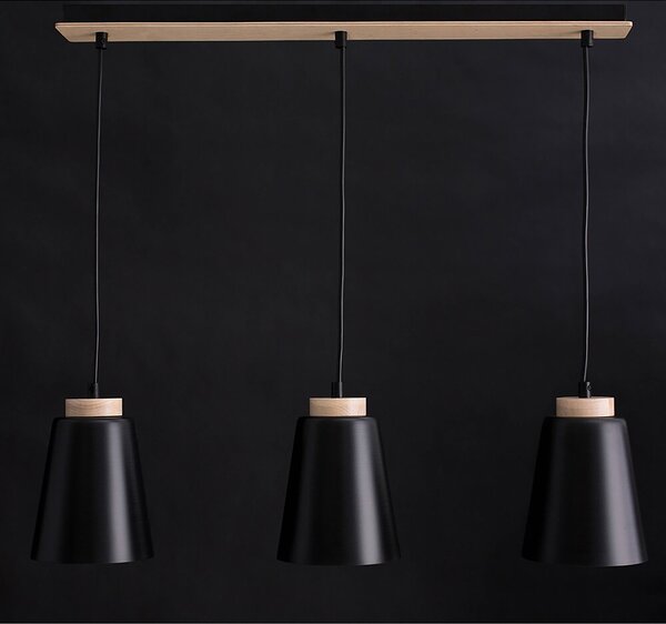 Lampadario 3 Luci Du Lac Con Paralumi A Cono In Acciaio Nero E Legno Naturale