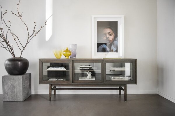 Vetrina marrone in rovere con ante scorrevoli 170x75 cm Hazelton - Rowico