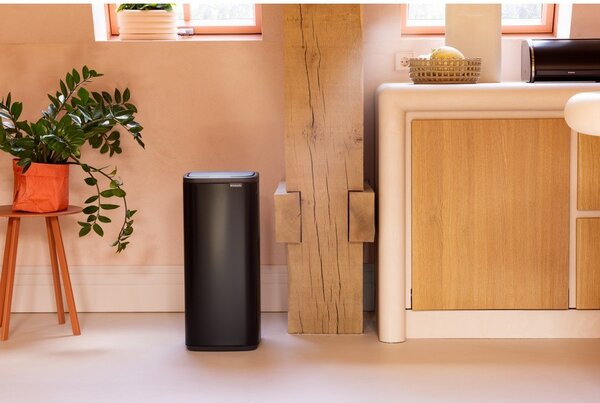 Cestino per la spazzatura nero opaco in acciaio touch 30 l Bo Touch – Brabantia