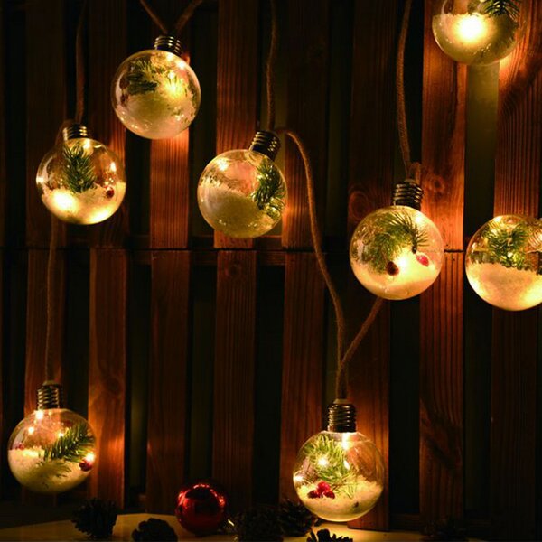 Catena decorata con 8 Sfere luminose a Led Bianco Caldo 2 metri a batteria Wisdom