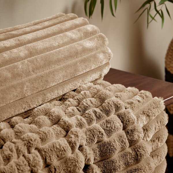 Coperta in micropile 130x170 cm Cosy Ribbed - Catherine Lansfield