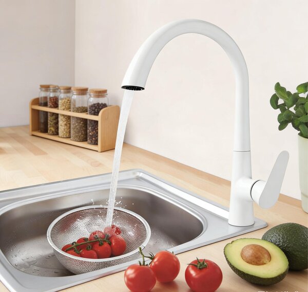 Rubinetto da cucina con tre funzioni di spruzzo e doccetta estraibile